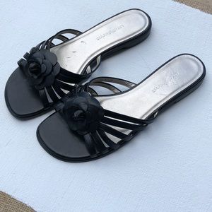 Liz Claiborne Black Sandals with Rose